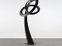 Grand Arbre Noir III de Francis Guerrier sculpteur français contemporain